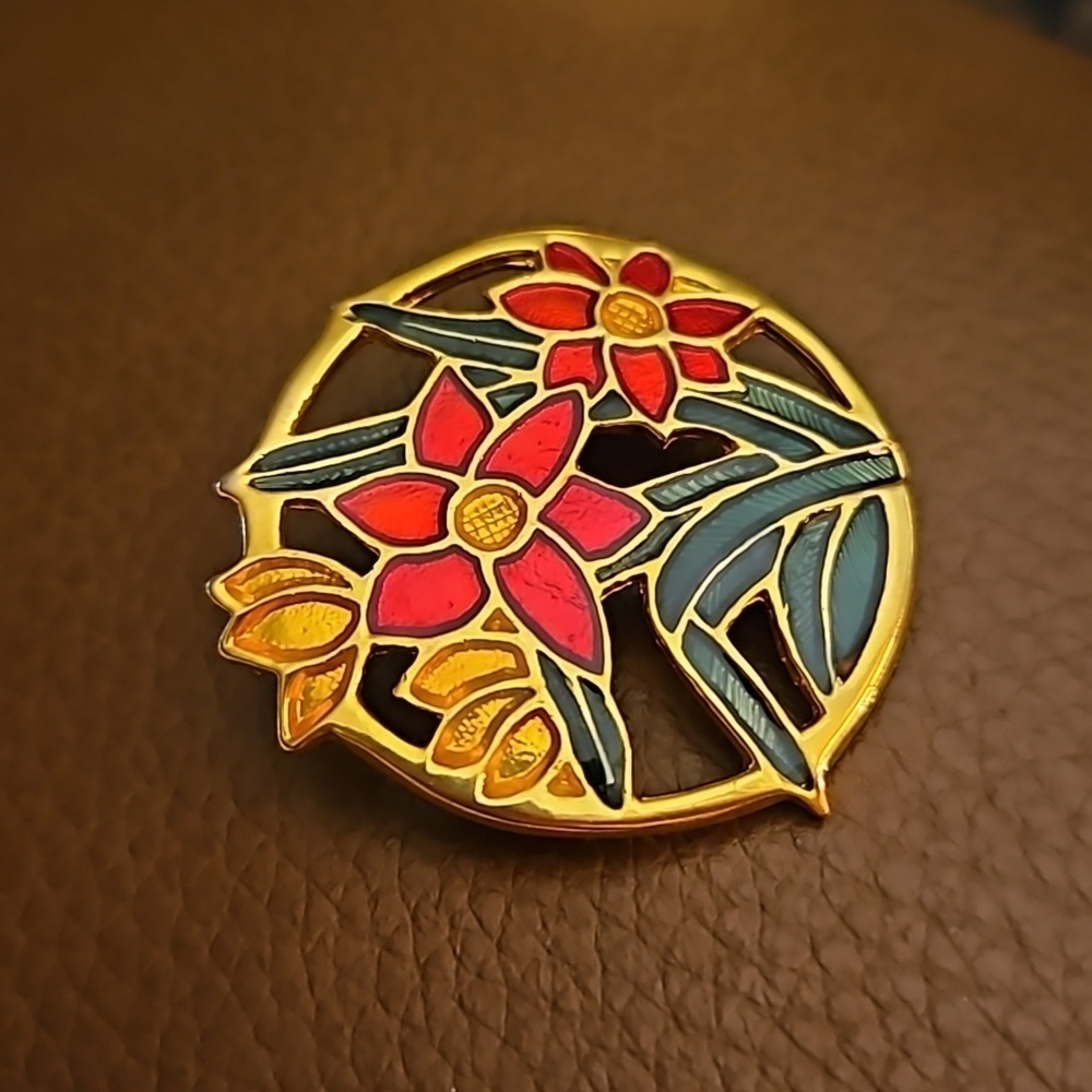Vintage 1970s Fairycore Floral Cloisonne  Round Brooch - Picture 4 of 4